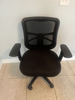 Rolling Chair Like New 
