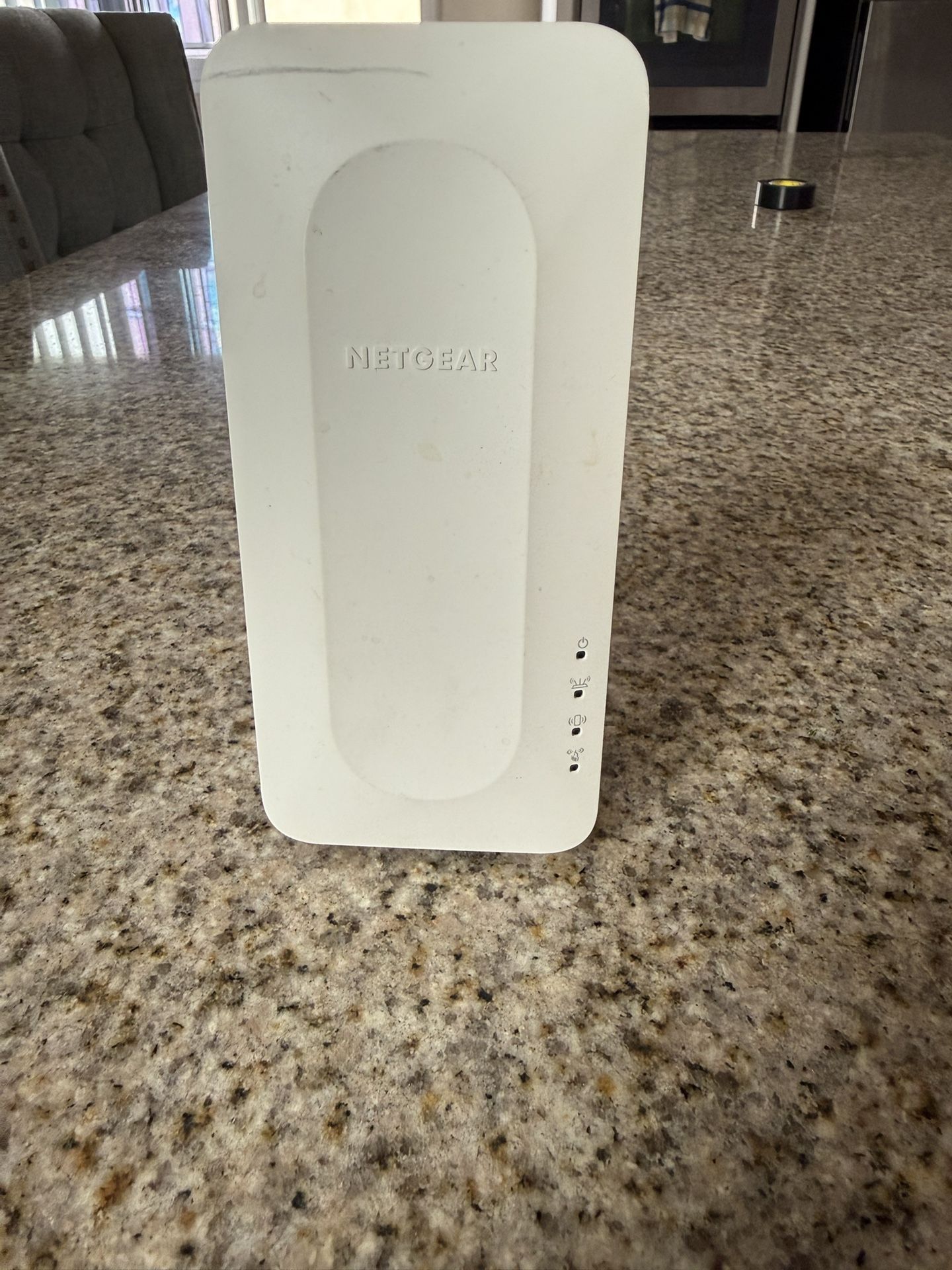 Netgear AX 1600 Mesh WiFi Extender