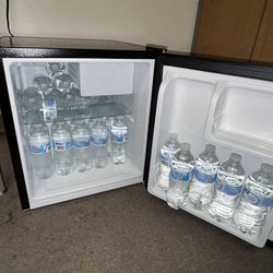 Mini Fridge for Sale