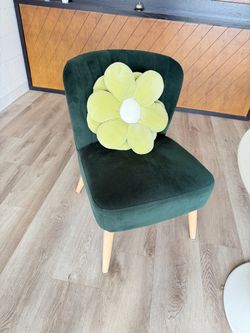 Velvet green chair