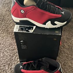 Jordan’s 14 Retro Size 7Y 