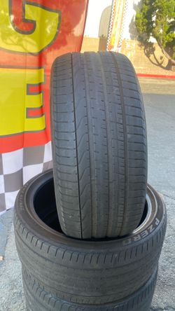 285 40 R 22 Pirelli 50% Life , $30 For Pick Up
