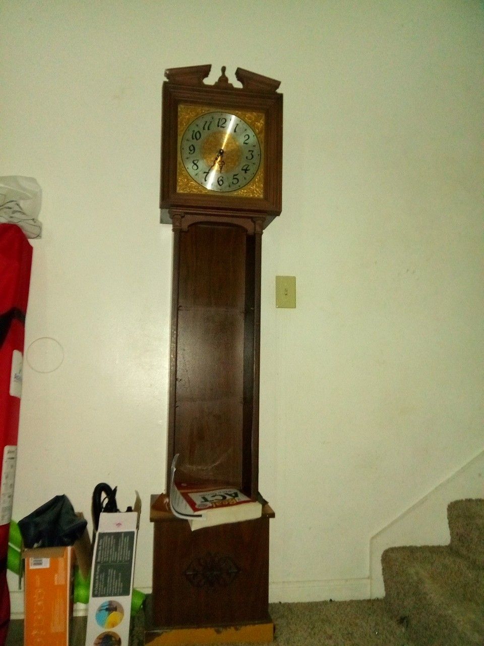 Old antique clock Free need gone asap