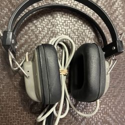 VINTAGE REALISTIC STEREO NOVA 10 HEADPHONES 8 ohms