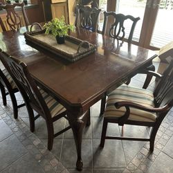 Thomasville Cherry Dining Room Set
