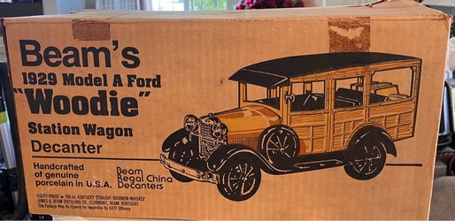 1983 Jim Beam 1929 Model A Ford "Woodie" Station Wagon Decanter in its original box.  Excellent Condition   Pick Up Only Highland Park 90042