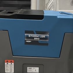 DEHUMIDIFIER 