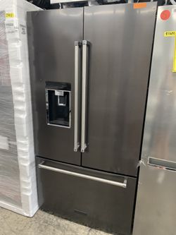 Kitchen aid French door in black stainless used counter depth