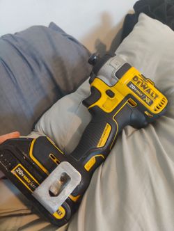 $80 Dewalt impact with charged battery