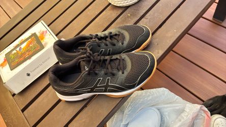 ASICS 
