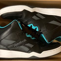Reebok  , Basketball , Shoes , 10.5 , Black , Grey , Teal ,