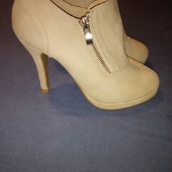 Tan Heels