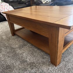 Living Room Tables 