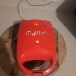 MY MINI SANDWICH MAKER 
