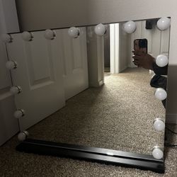 Impressions Vanity Tabletop Mirror 