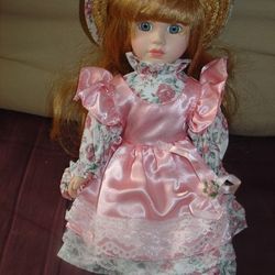 Heritage Collection Porcelain Doll American Home Treasures GIRL W/STRAW HAT 14"