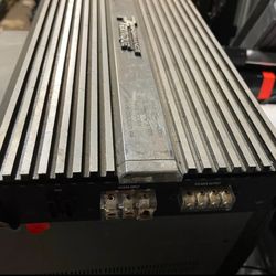 Performance Teknique 3000 Watt Amplifier