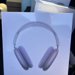 Airpod Maxes 