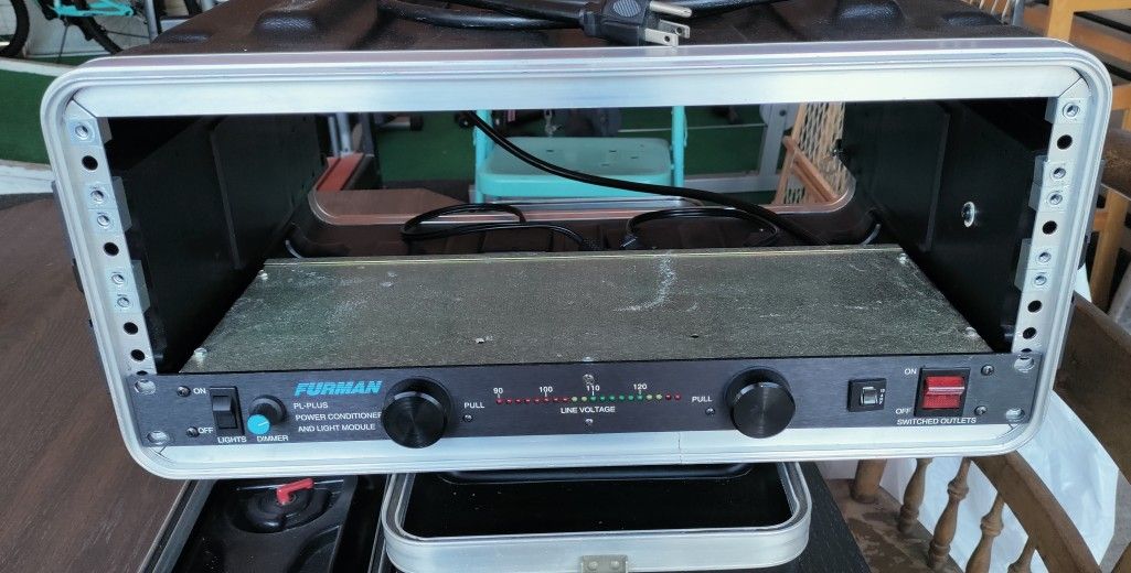Rack Case w/ Furman