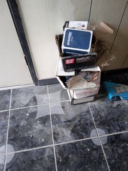 Random Boxes Of Nails Thousands Of Nails New 