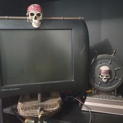 Pirates of the carribbean tv and dvd player