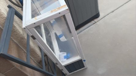 Tortoise cage