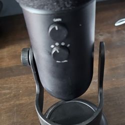 Blue Yeti USB Microphone