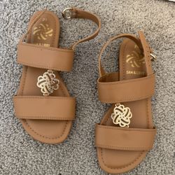 Sam & Libby Women's Phoebe Two Band Medallion Sandals 7.5