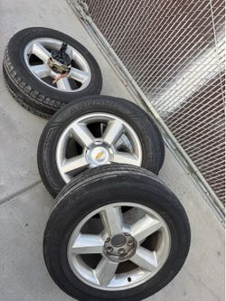 Chevy Silverado 6” lugs