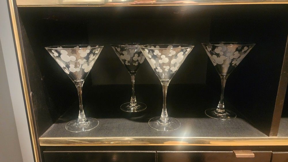 Disney Wine Glasses Set Of 4