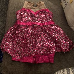 Girls Dance/costume 