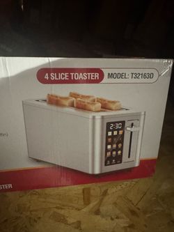 4 Slice Toaster Model T32163D