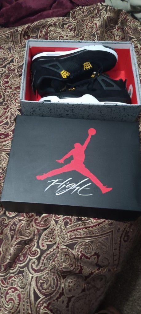 New Jordan 4s Retro Royalty 