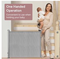 Kids / Dog Retractable Gate 