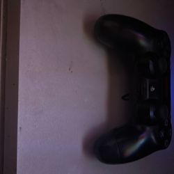 PS4 Pro White 1.77tb