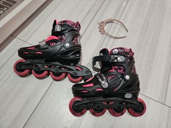 Rollerblades girl age 8 to 10