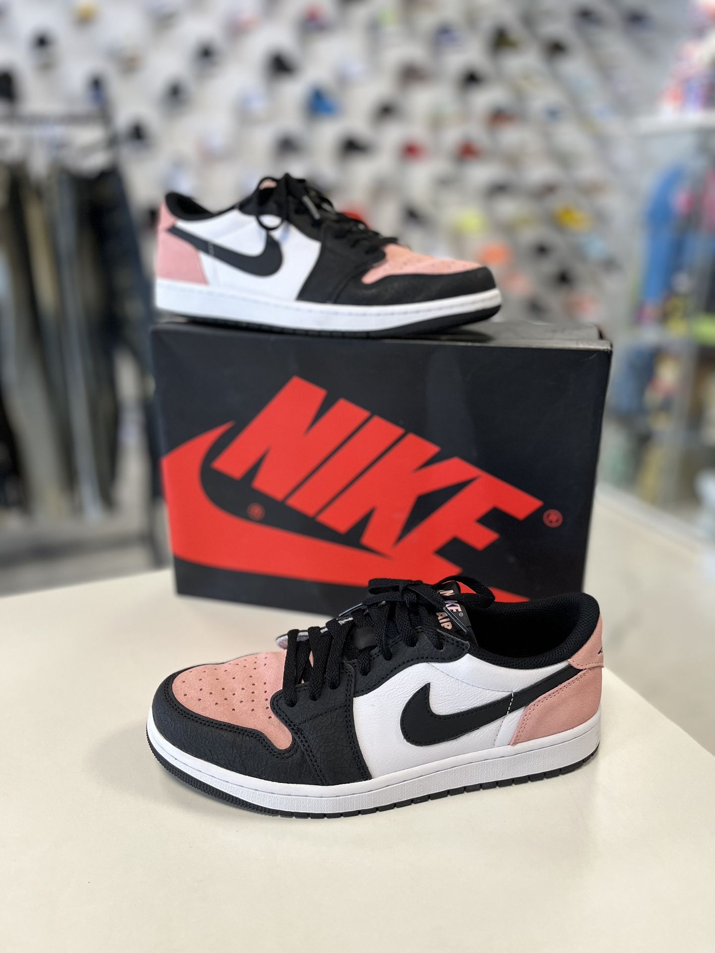 Nike Air Jordan 1 Low SE 'bleached coral 