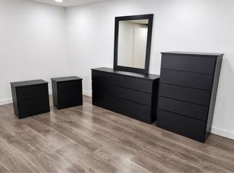 Dresser whit mirror, chest and 2 nightstands - Cómoda con espejo , Gavetero y 2 mesitas de noche