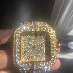 Cartier Gold Watch With Diamond Vvs 