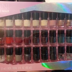 30 Piece Nail Polish Set