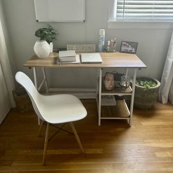 Desk and chair 