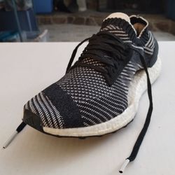 (Size-9) Women's, Good Condition, Adidas Ultraboost X
Core Black Grey (Women's)
