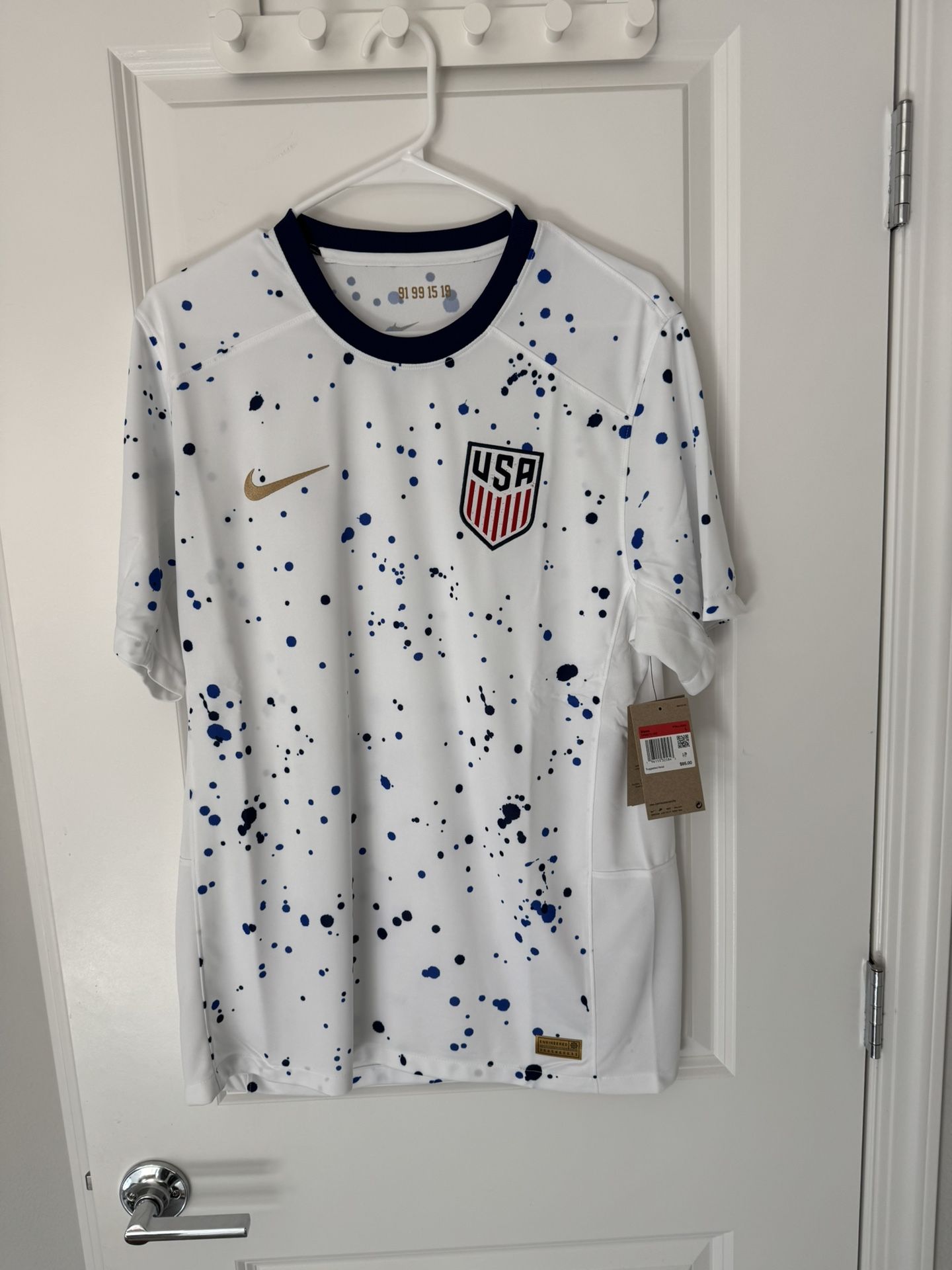 USA Soccer Jersey Size L