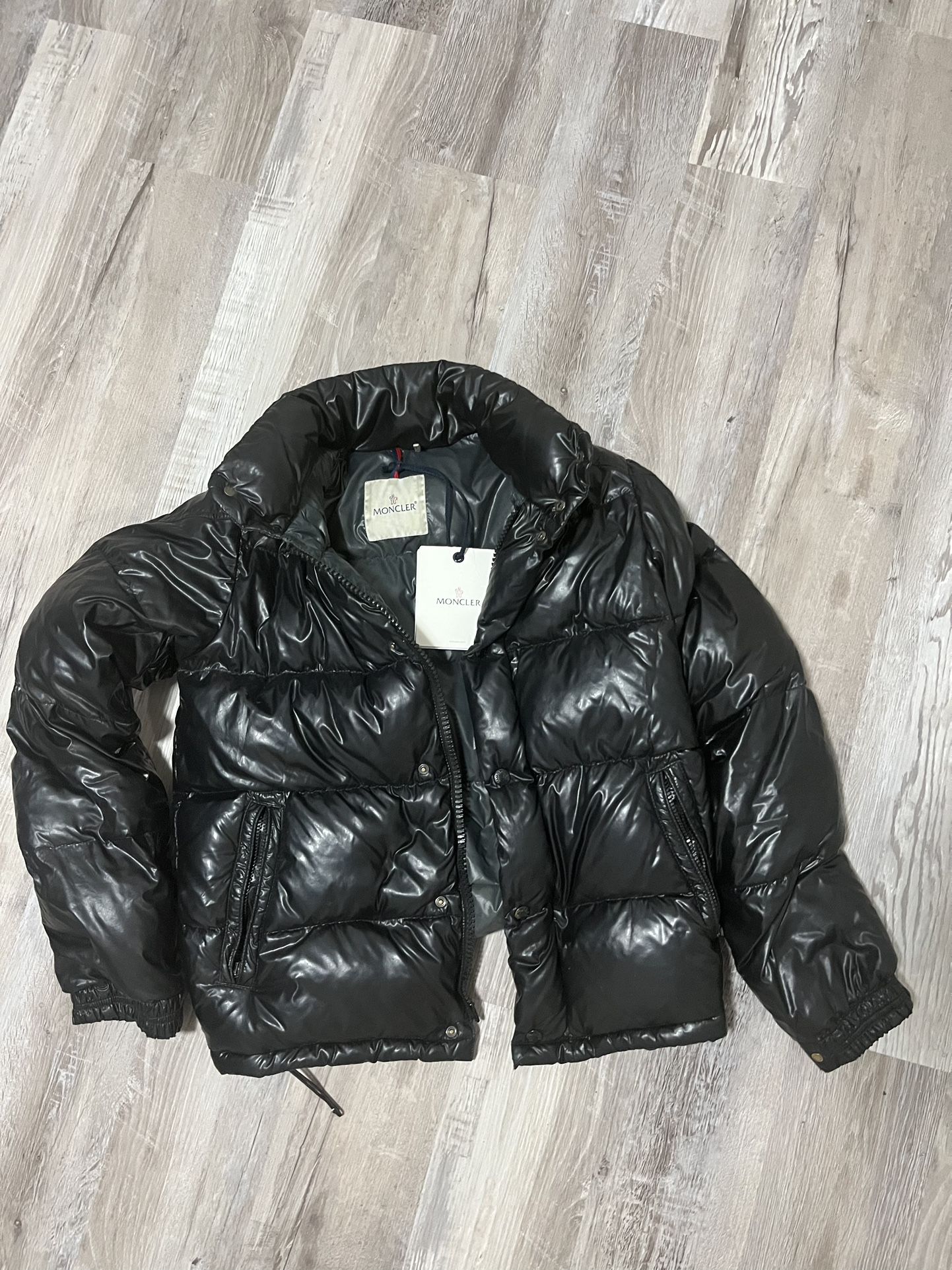 Moncler Puffer Jacket - (Old Season)