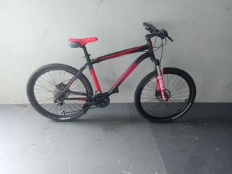 BICYCLE SPECIALIZED 21 SPEED SIZE 26 BRAND NEW
