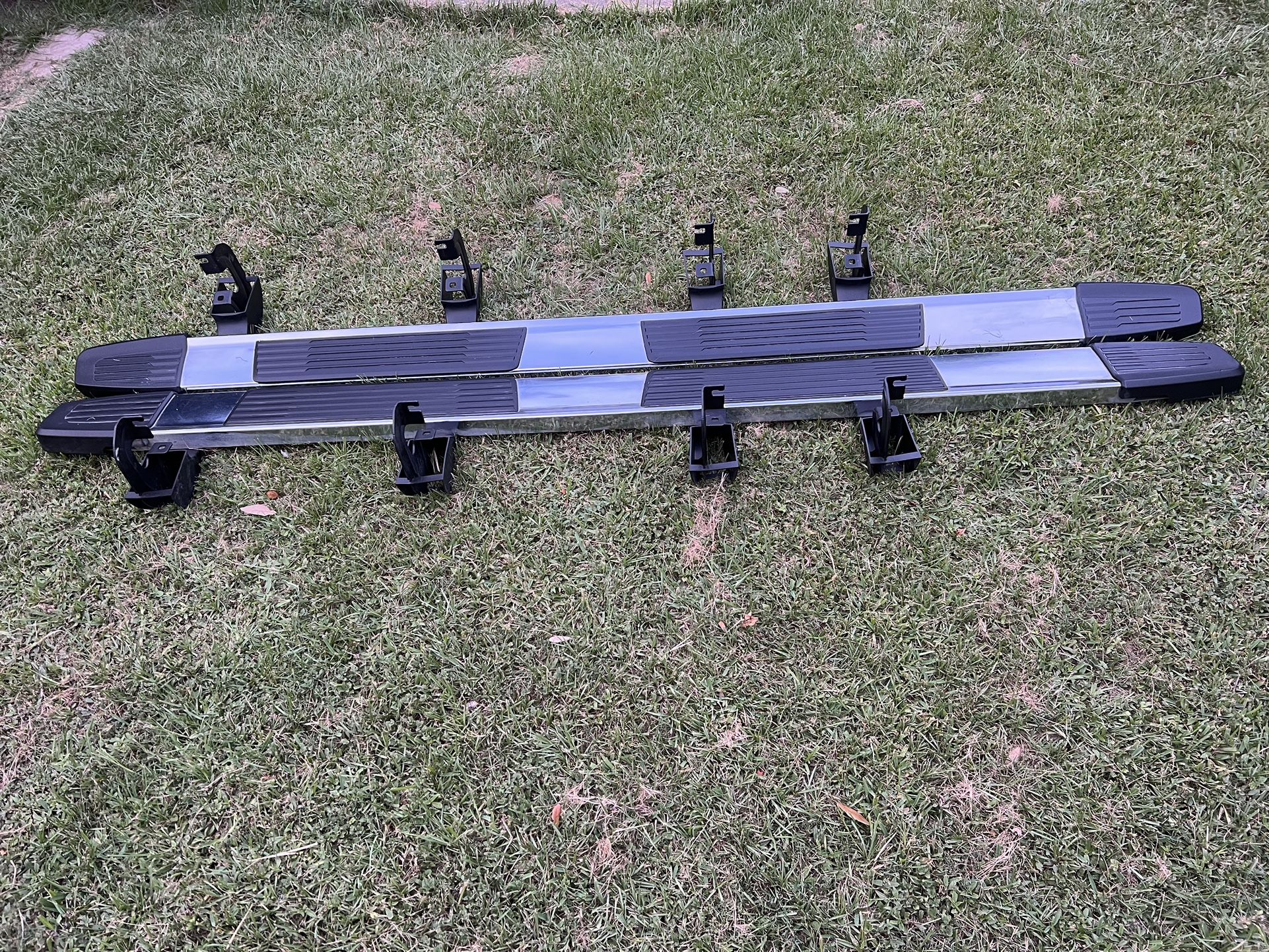 Estribos Para Chevy Silverado O GMC Sierra Año 2019/2020/2021/2022/2023