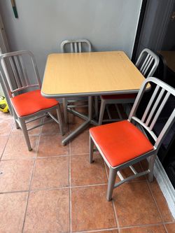 Table and 4 Aluminum Chairs