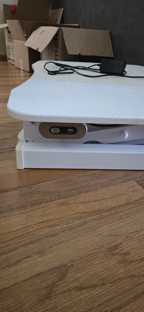 Rocelco 37.5" Height Adjustable Desk Converter