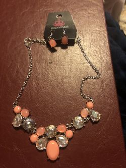 2 Pieces of Paparazzi jewelry new