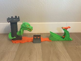 Monster Jam Dragon Play Set Track